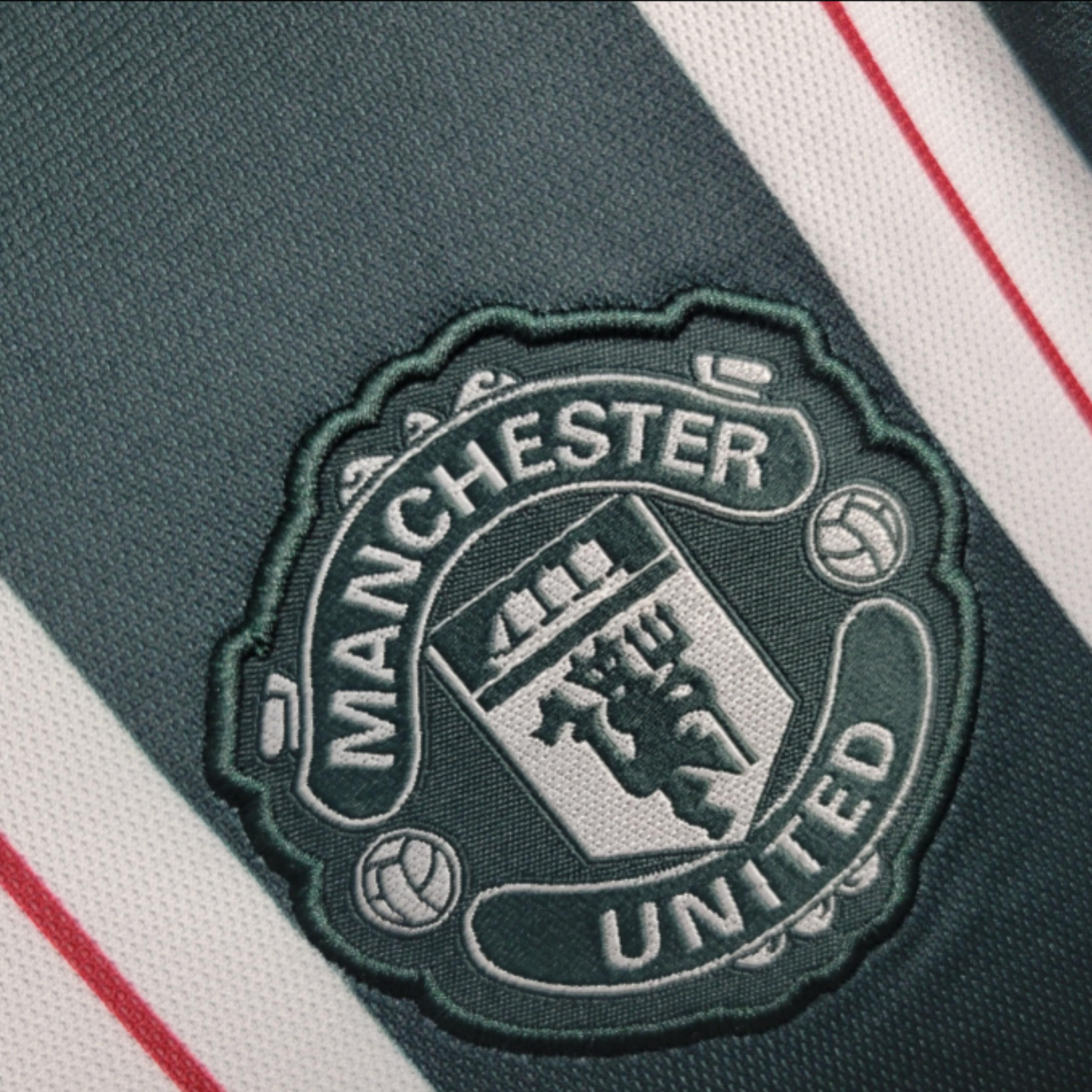 Manchester United Alternativa 23/24