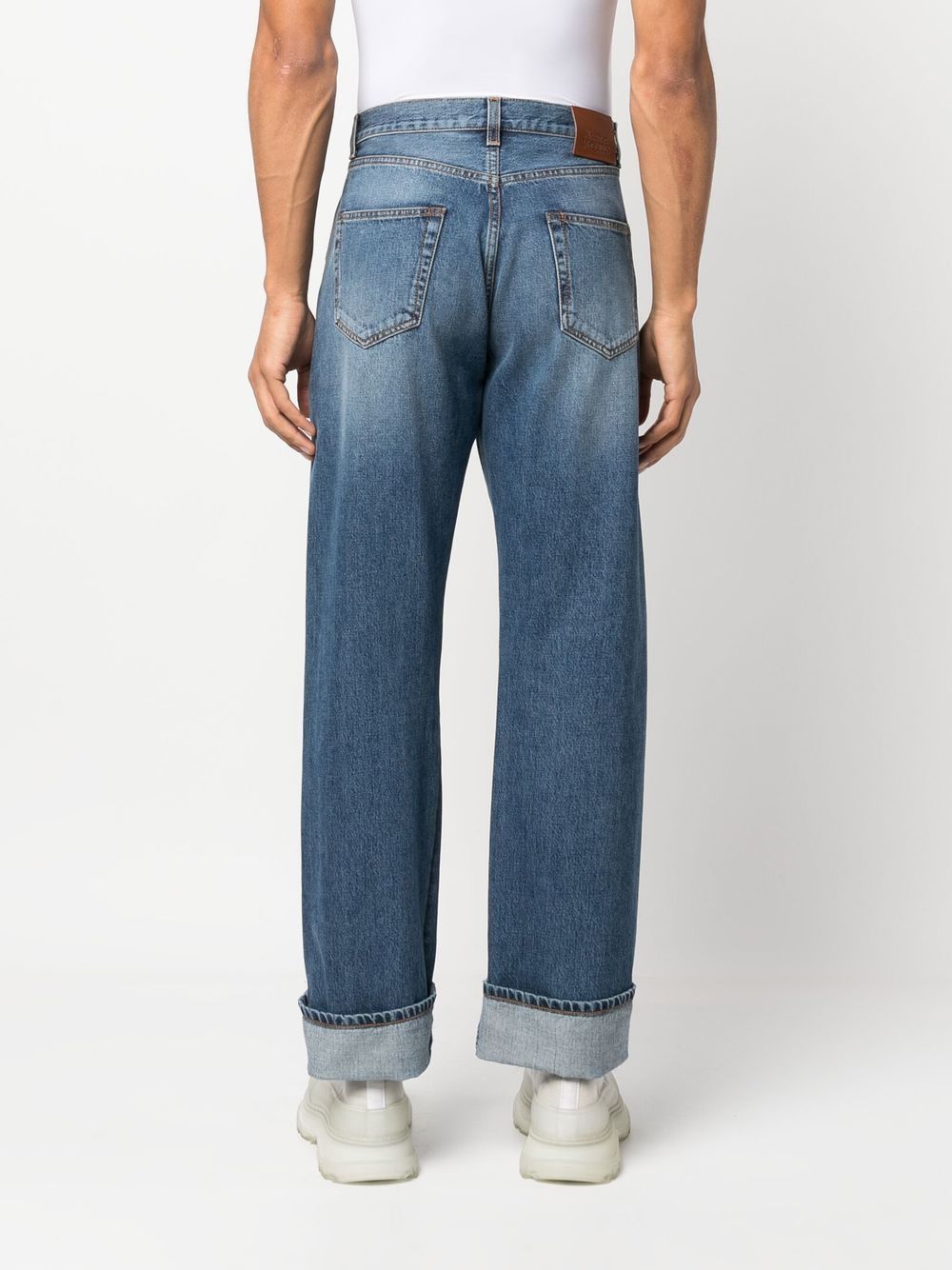 Straight Jeans
