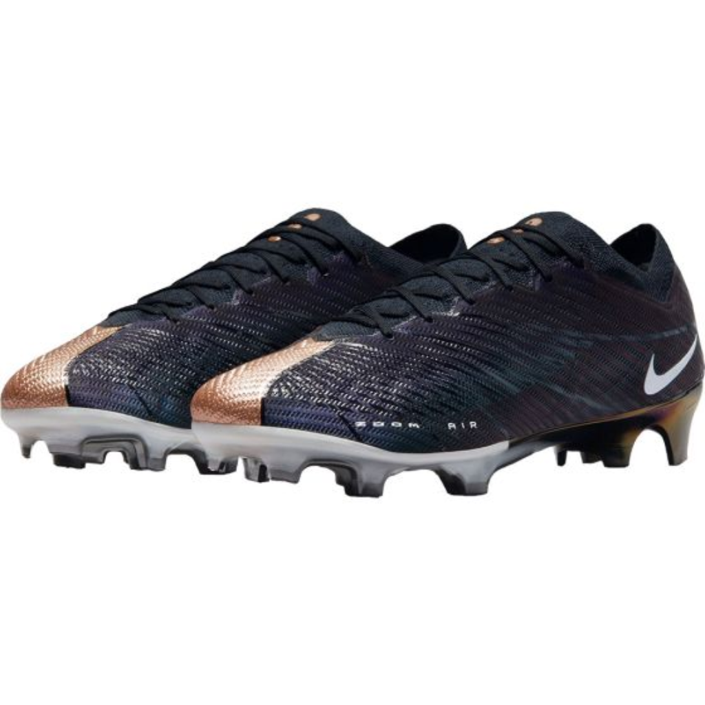Chuteira de Campo Nike Zoom Mercurial Vapor 15 Elite FG SE