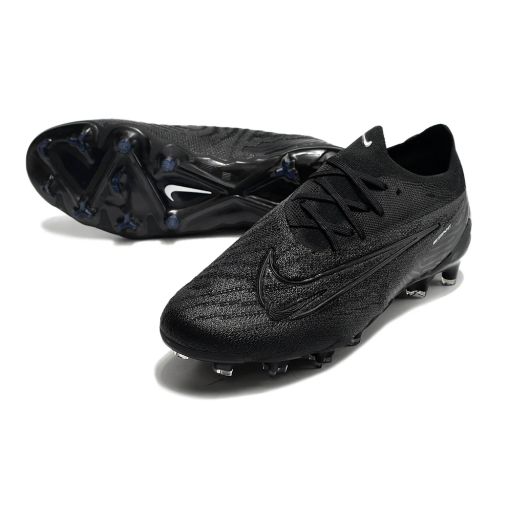 Chuteira de Campo Nike Phantom GX Elite FG Preta