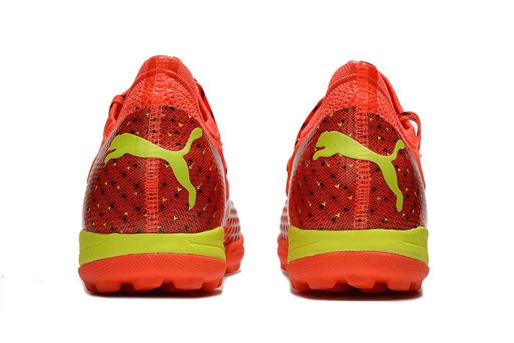 Chuteira Puma Future Z 1.4 Society TF The Fearless Pack