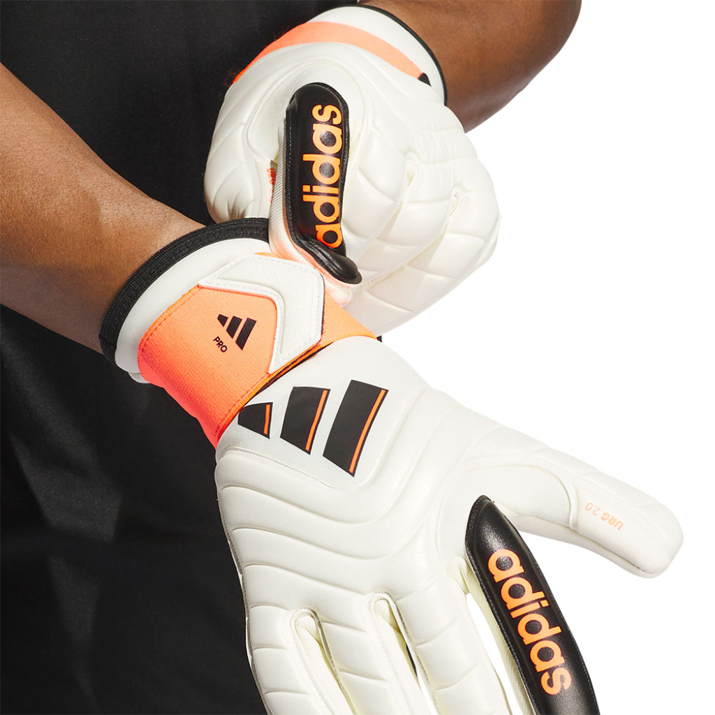 Luva de Goleiro Adidas Copa Pro Solar Energy