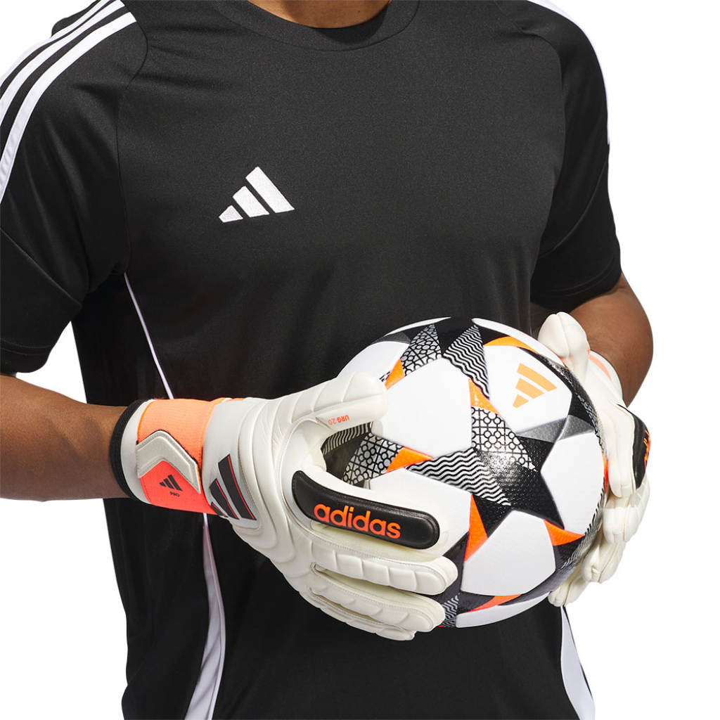 Luva de Goleiro Adidas Copa Pro Solar Energy