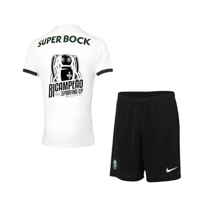 Kit de Criança - Sporting Edição Especial "Stromp" 24/25 - Edição Bicampeão