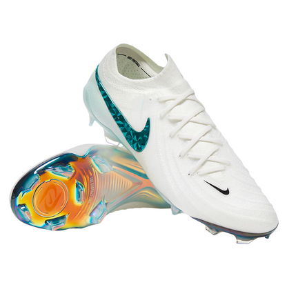 Chuteira de Campo Nike Phantom GX II Elite FG Chromatic