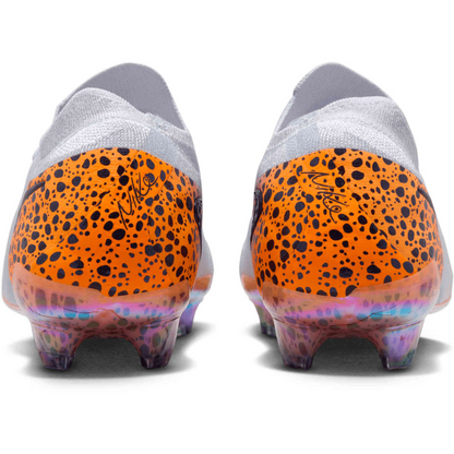 Chuteira de Campo Nike Phantom GX II Elite FG Eletric