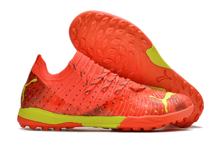 Chuteira Puma Future Z 1.4 Society TF The Fearless Pack